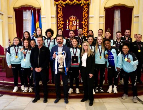 El Torreblanca FS recibe el reconocimiento de la Ciudad Autónoma tras conquistar la Supercopa de España